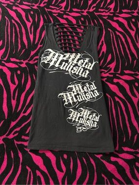 Y2k grunge goth rare vintage 2000s Metal Mulisha slashed tank top